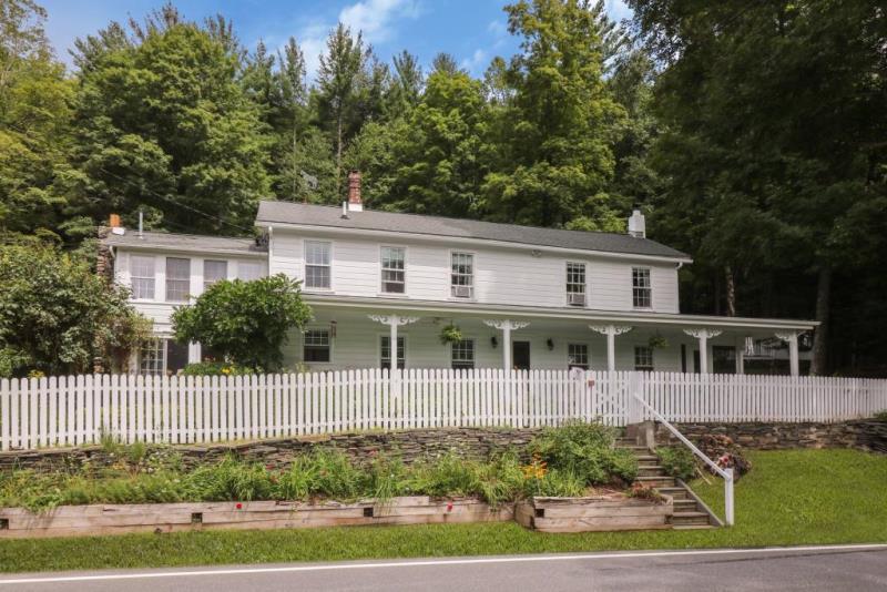 Woodstock, NY Bed & Breakfast Photos